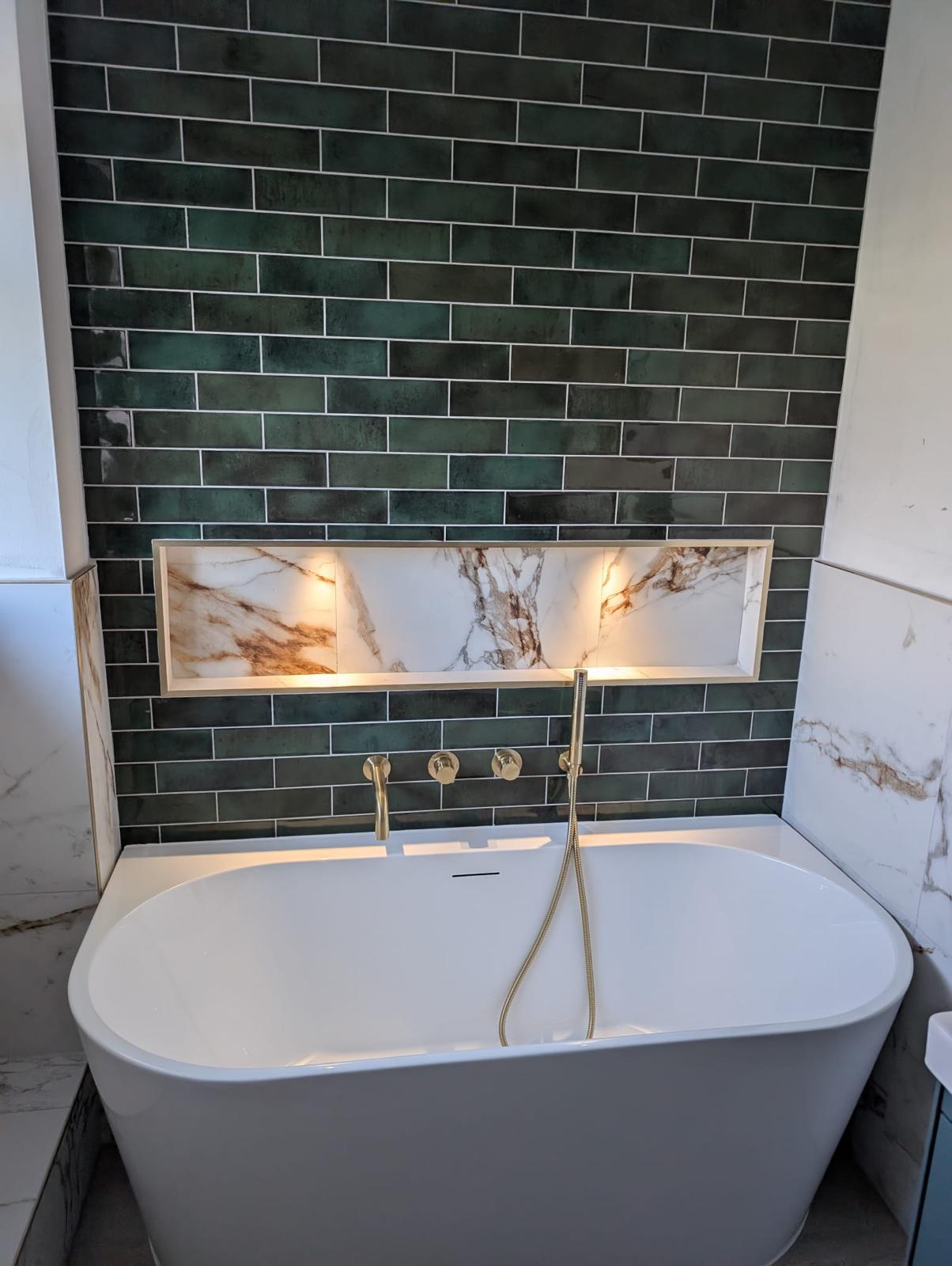 Bathroom feature tiling thumbnail